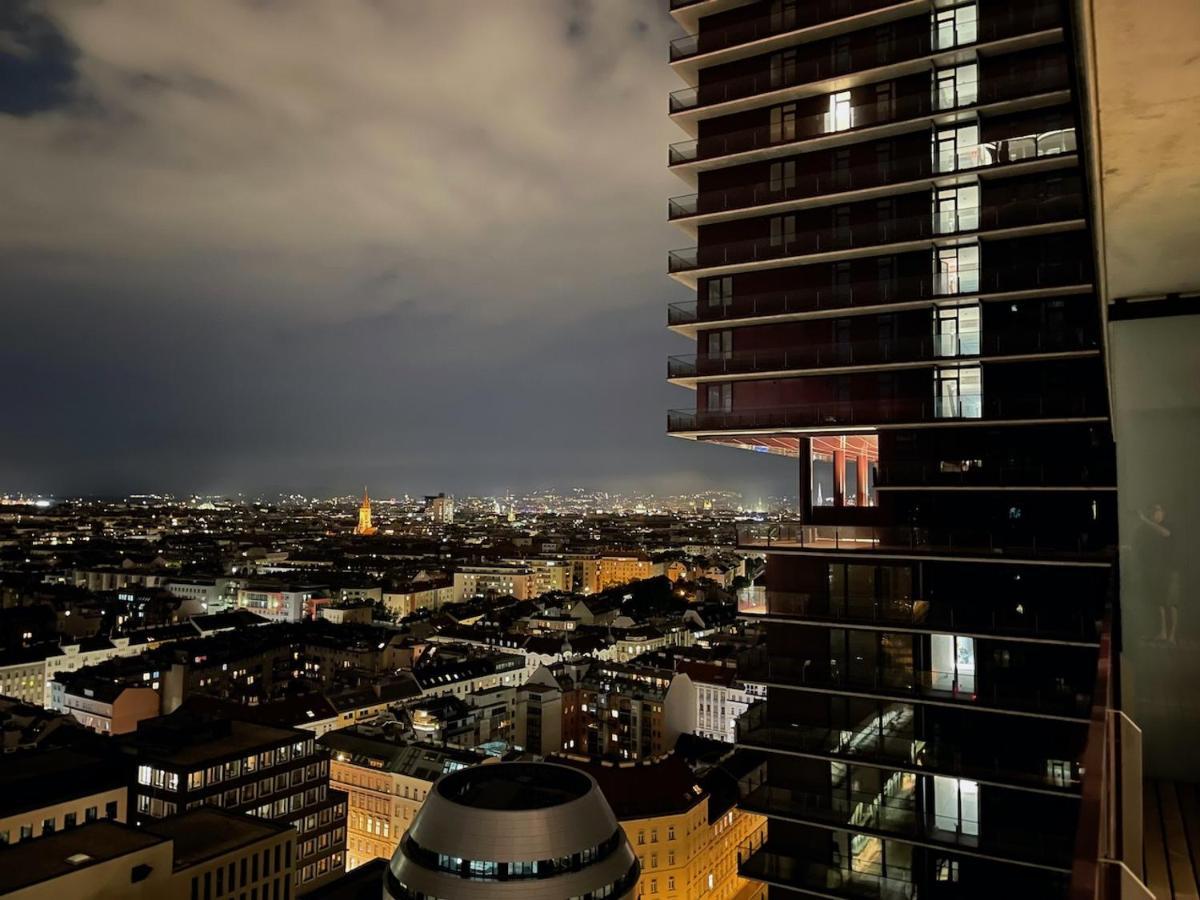 Triiiple Level 20 - Sonnenwohnen Apartment Mit Parkplatz Und Fantastischem Ausblick Вена Экстерьер фото