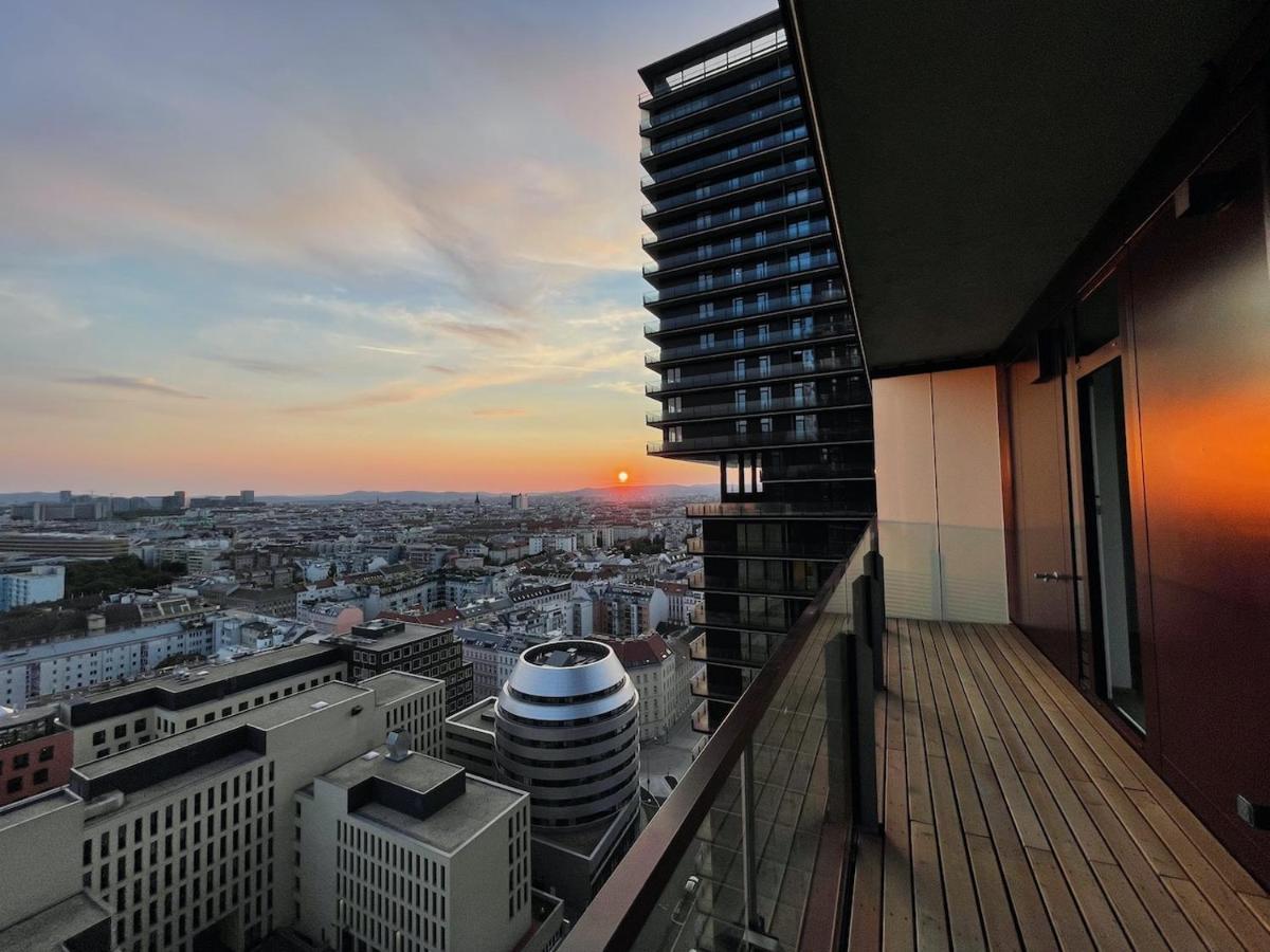 Triiiple Level 20 - Sonnenwohnen Apartment Mit Parkplatz Und Fantastischem Ausblick Вена Экстерьер фото